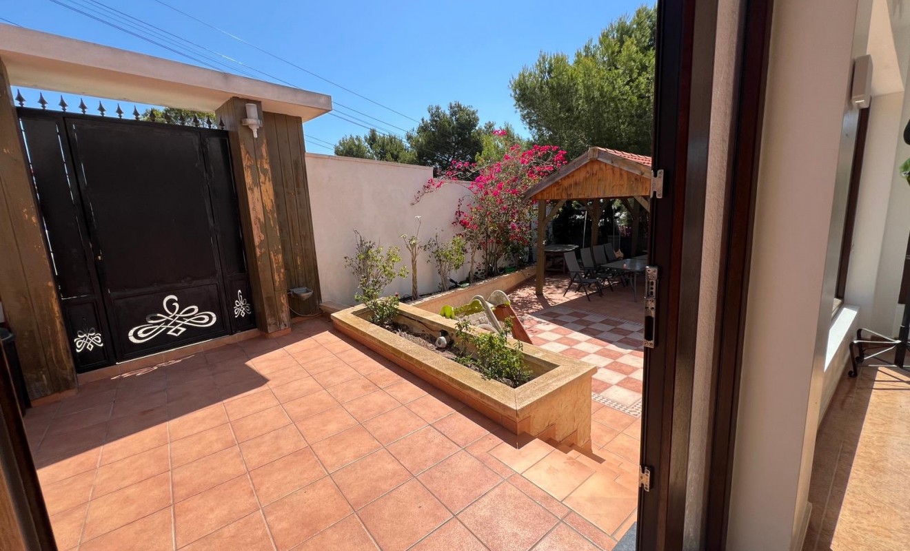 Wederverkoop - Villa - Torrevieja - Los Balcones - Los Altos del Edén