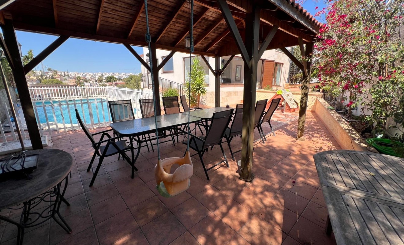 Wederverkoop - Villa - Torrevieja - Los Balcones - Los Altos del Edén