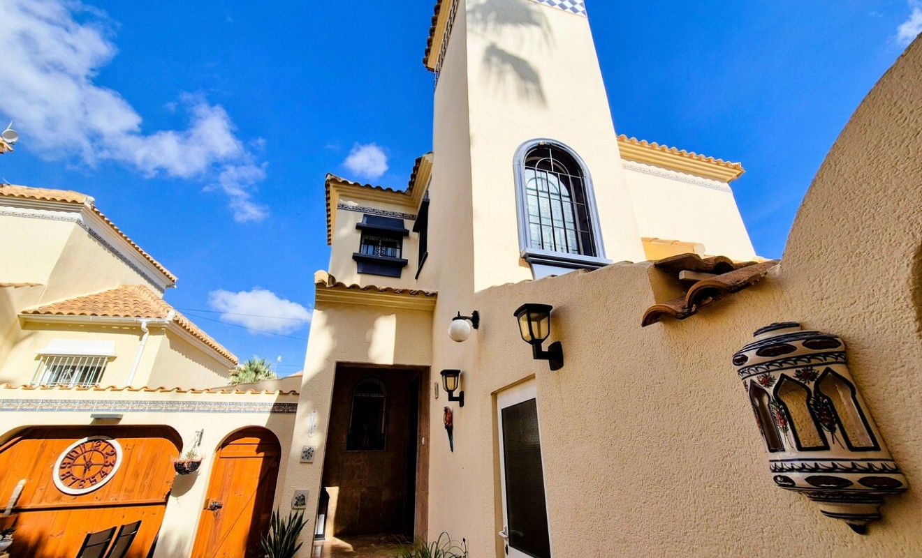 Wederverkoop - Villa - Villamartín