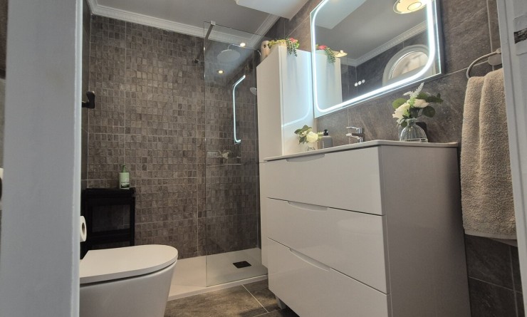 Wederverkoop - Villa - Villamartín