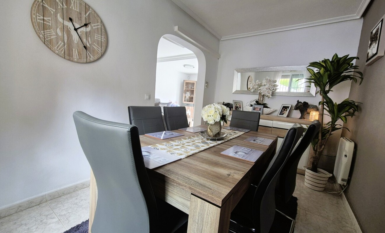 Wederverkoop - Villa - Villamartín