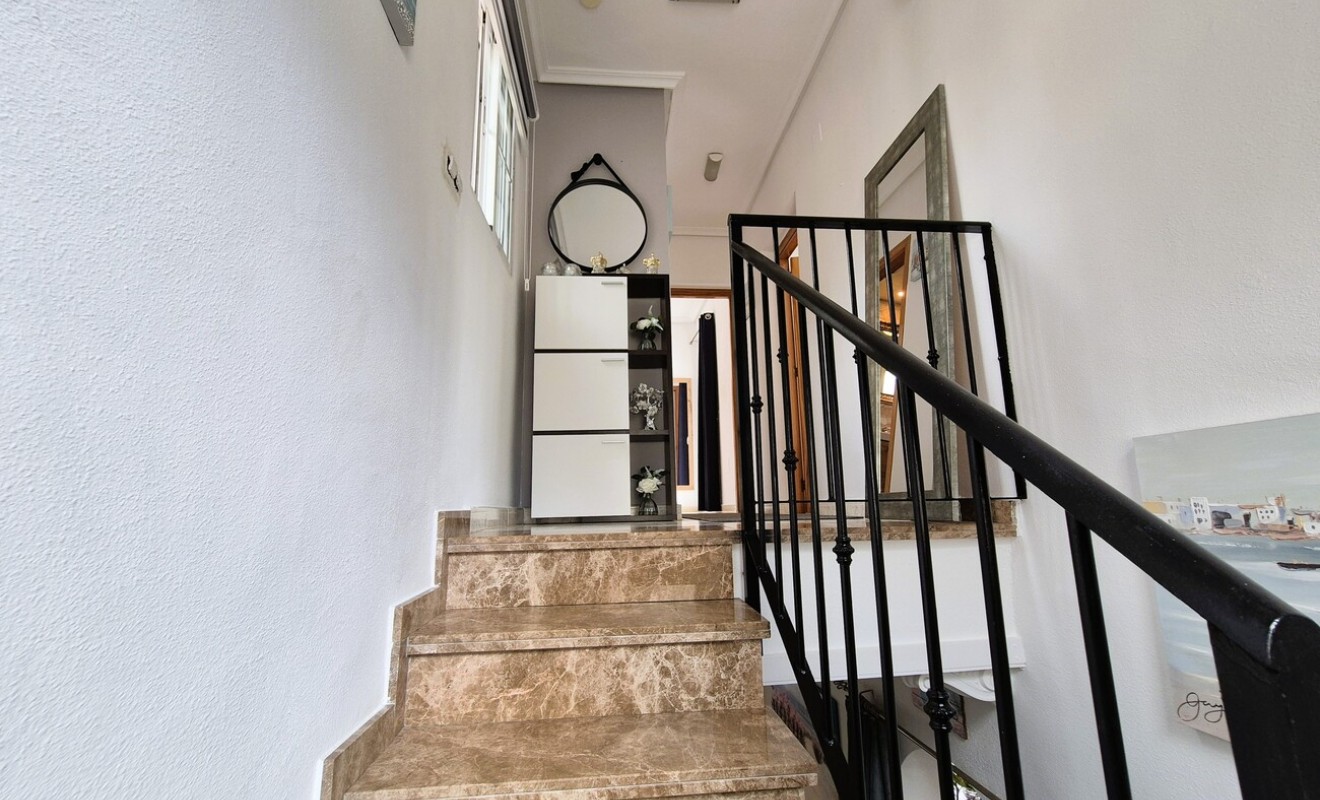 Wederverkoop - Villa - Villamartín