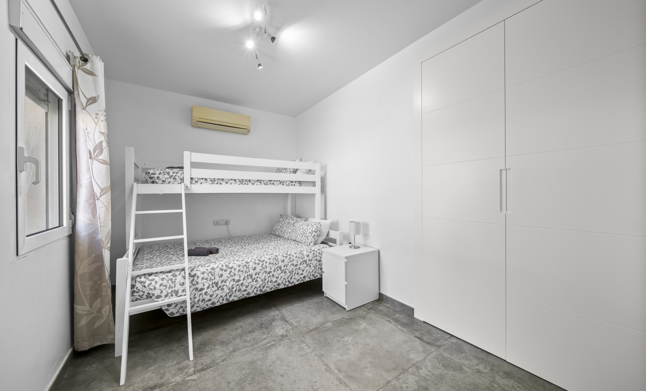 Wederverkoop - Villa - Orihuela Costa - La Zenia