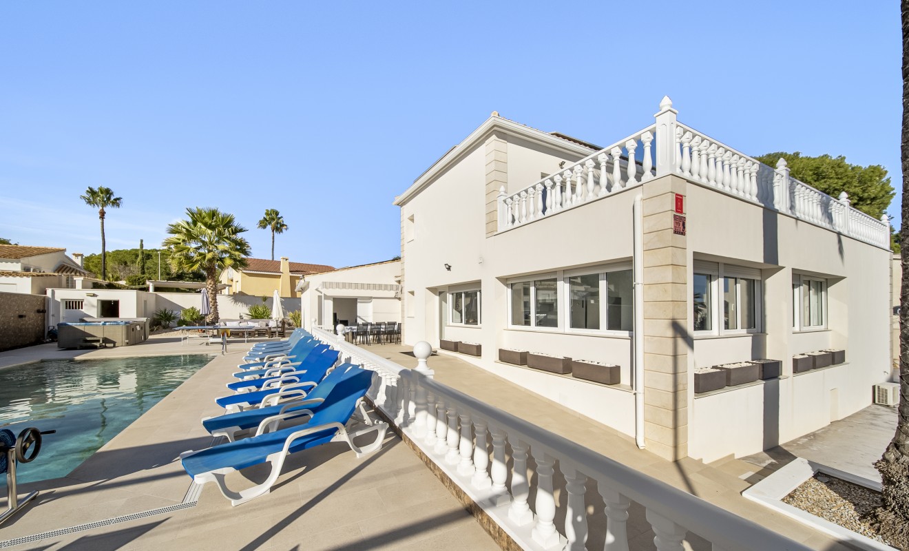 Wederverkoop - Villa - Orihuela Costa - La Zenia