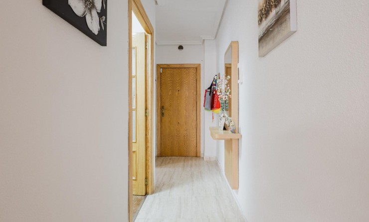 Wederverkoop - Apartamento - Torrevieja - Playa del Acequión