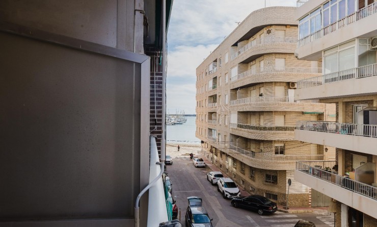 Wederverkoop - Apartamento - Torrevieja - Playa del Acequión