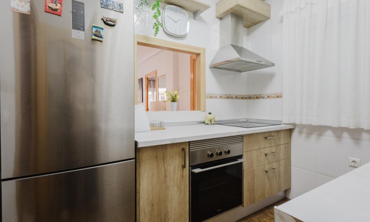 Wederverkoop - Apartamento - Torrevieja - Playa del Acequión