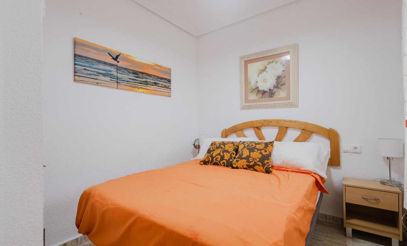 Wederverkoop - Apartamento - Torrevieja - Playa del Acequión