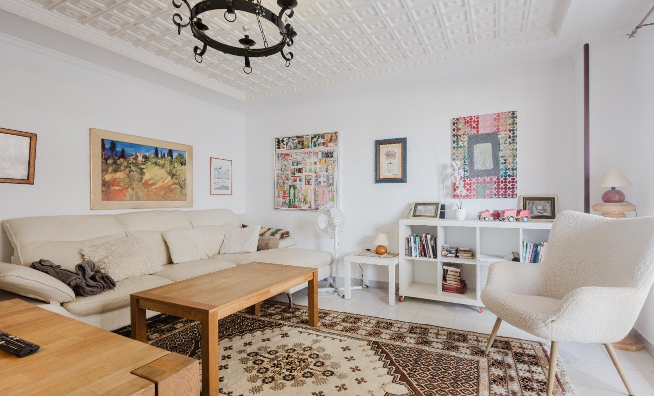 Sale - Apartamento - Torrevieja - Playa del Acequión