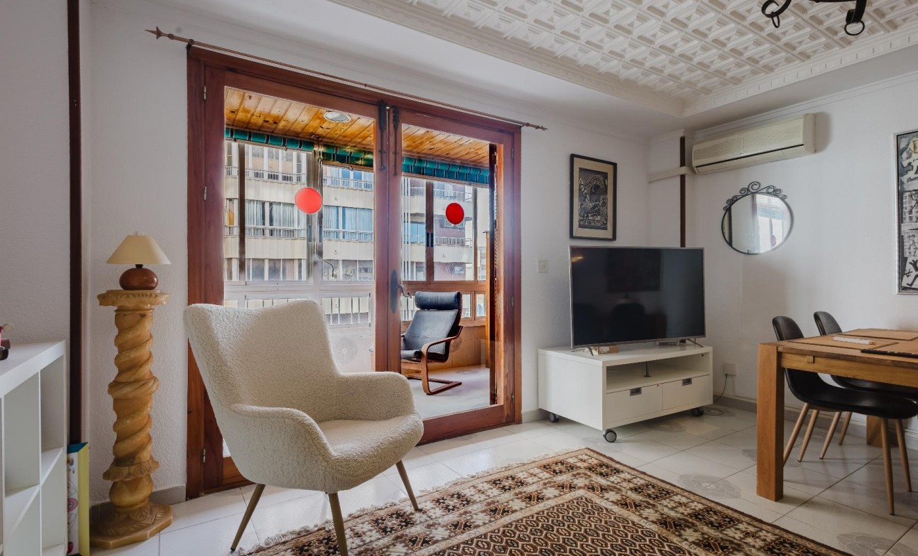 Sale - Apartamento - Torrevieja - Playa del Acequión