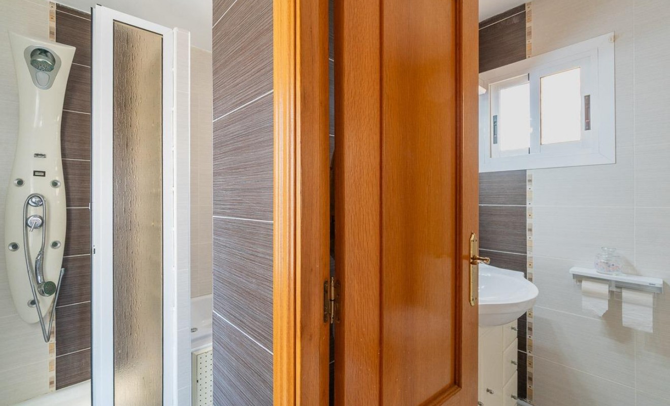 Wederverkoop - Villa - Torrevieja - La Mata