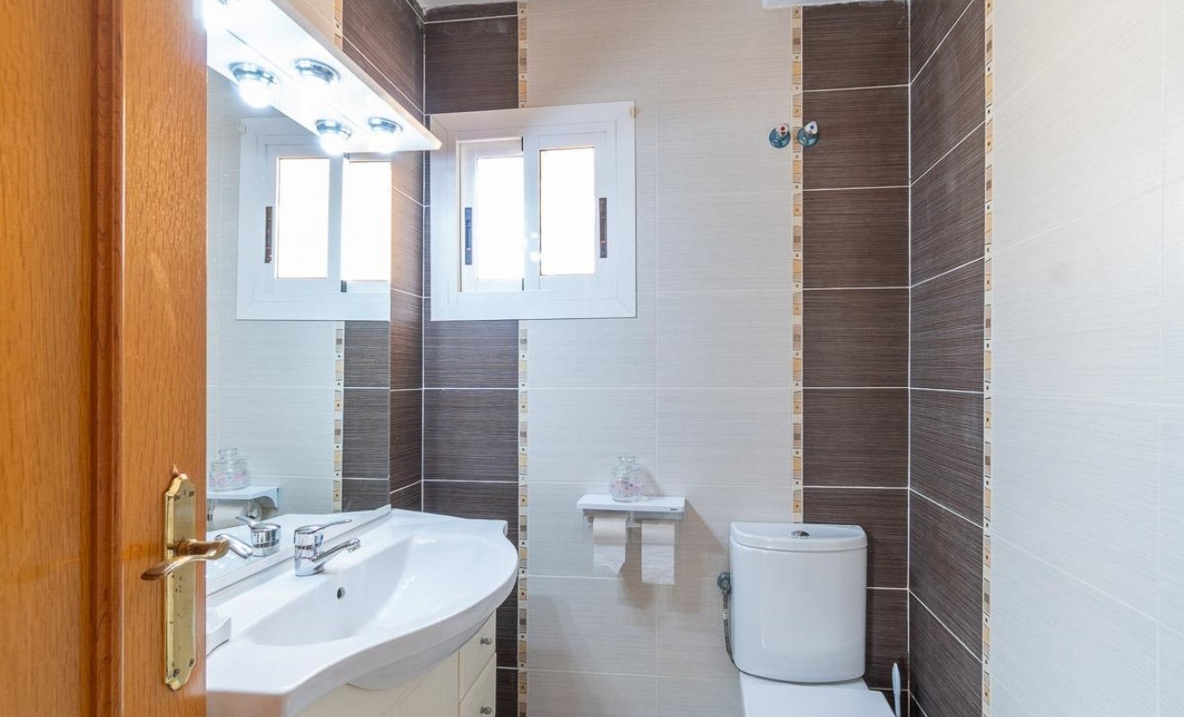 Wederverkoop - Villa - Torrevieja - La Mata