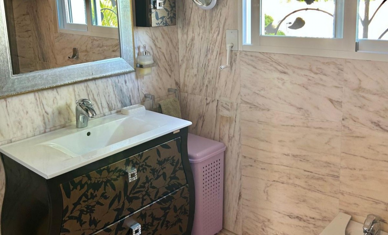 Wederverkoop - Chalet independiente - Benidorm - Levante