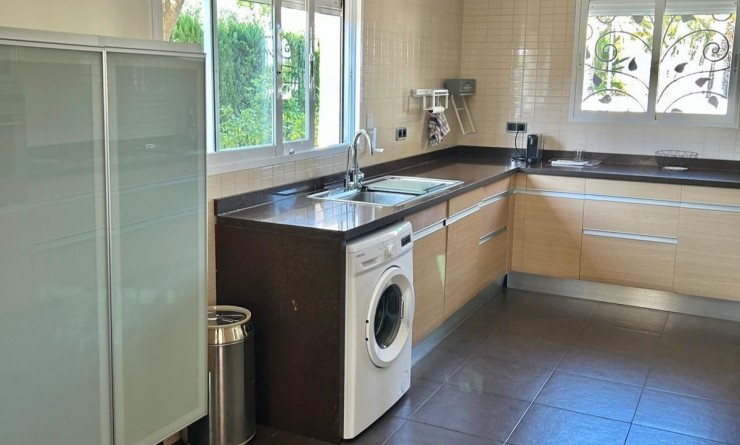 Wederverkoop - Chalet independiente - Benidorm - Levante