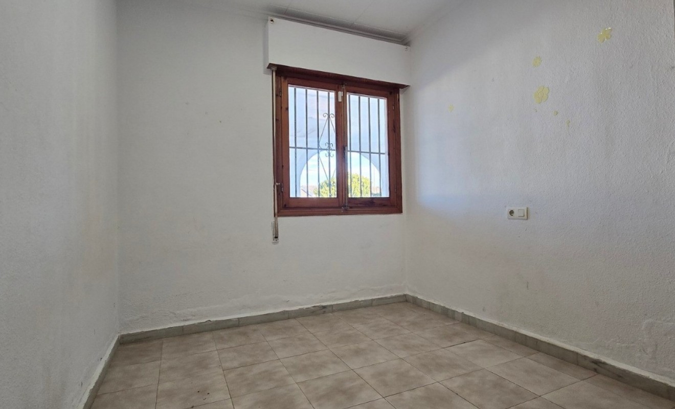 Wederverkoop - Detached villa - Torrevieja - El Chaparal