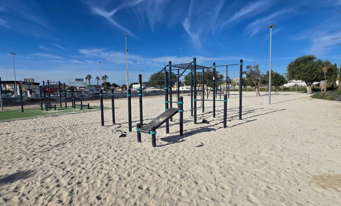 Wederverkoop - Detached villa - Torrevieja - El Chaparal