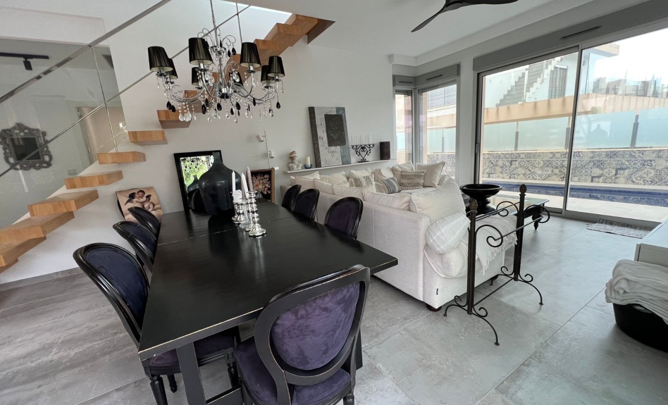 Wederverkoop - Villa - Mil Palmeras - Costa Blanca Sur