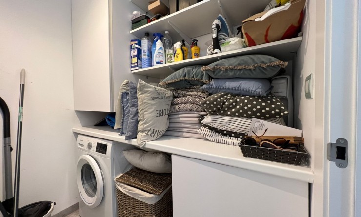 Wederverkoop - Villa - Mil Palmeras - Costa Blanca Sur