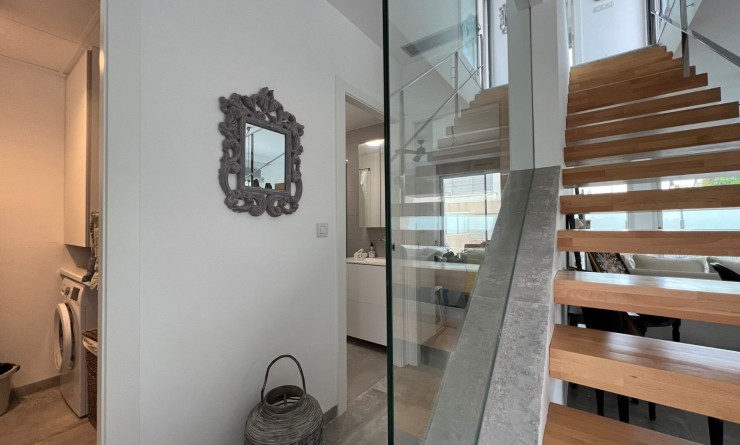 Wederverkoop - Villa - Mil Palmeras - Costa Blanca Sur