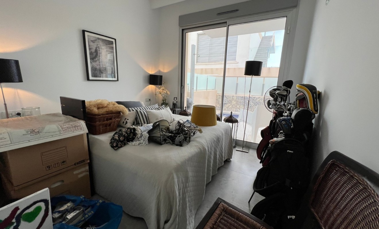 Wederverkoop - Villa - Mil Palmeras - Costa Blanca Sur