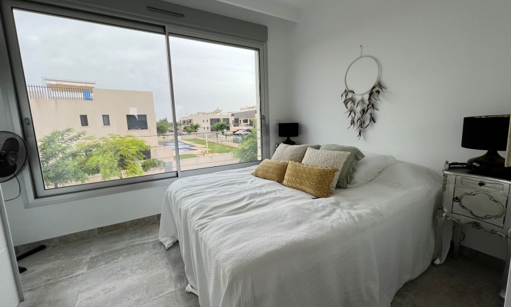 Wederverkoop - Villa - Mil Palmeras - Costa Blanca Sur