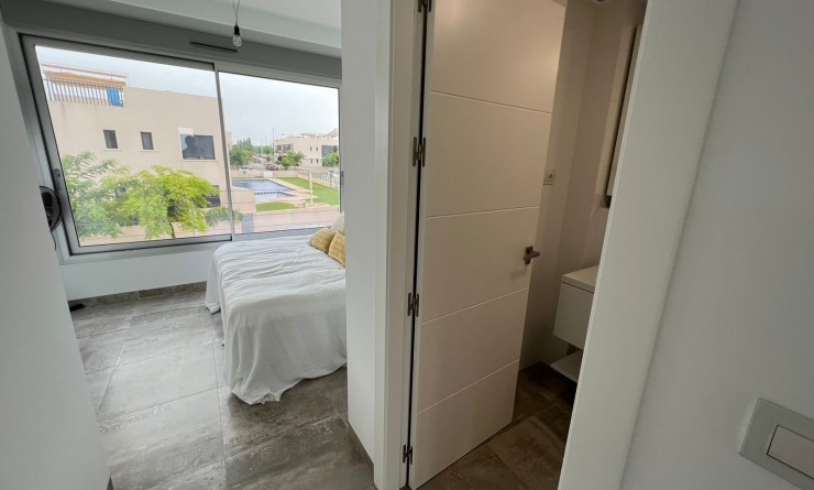 Wederverkoop - Villa - Mil Palmeras - Costa Blanca Sur