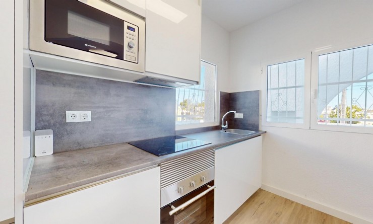 Wederverkoop - Bungalow - Orihuela Costa - Blue Lagoon