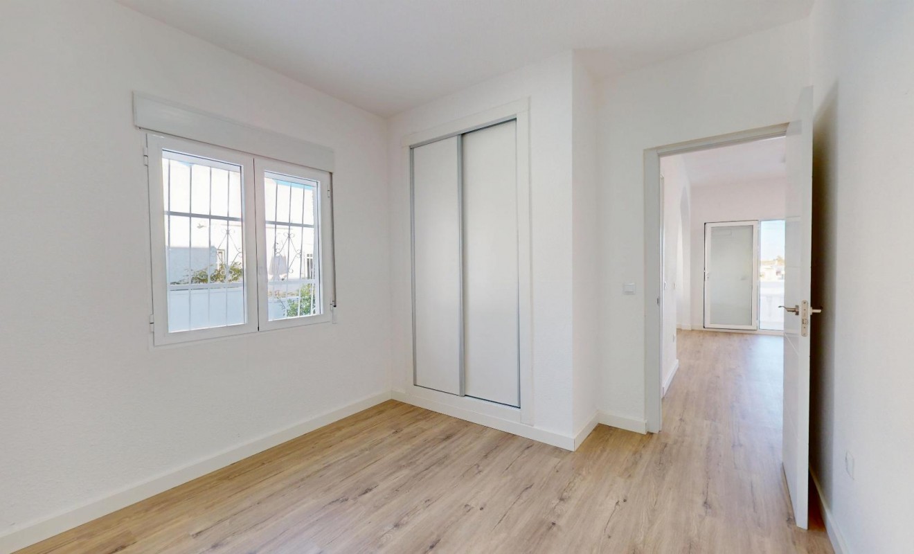 Wederverkoop - Bungalow - Orihuela Costa - Blue Lagoon