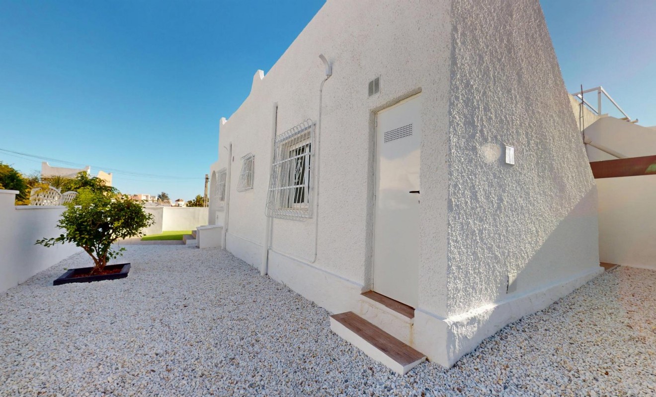 Wederverkoop - Bungalow - Orihuela Costa - Blue Lagoon