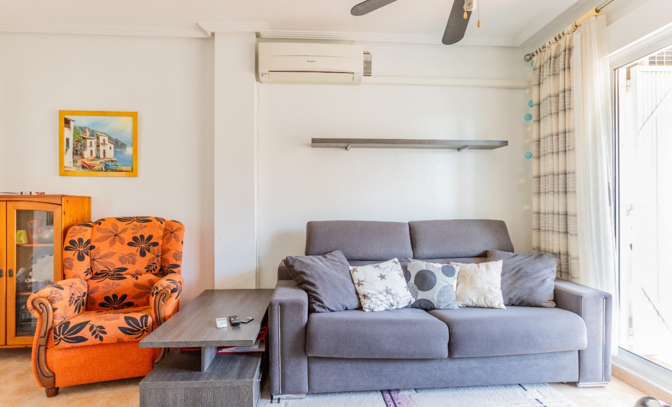 Revente - Apartment - Top Floor Apartment - Torrevieja - torrevieja