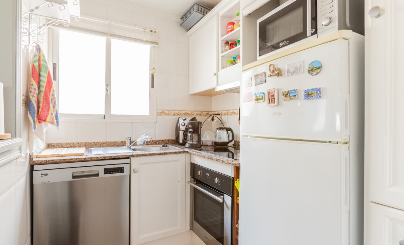 Revente - Apartment - Top Floor Apartment - Torrevieja - torrevieja