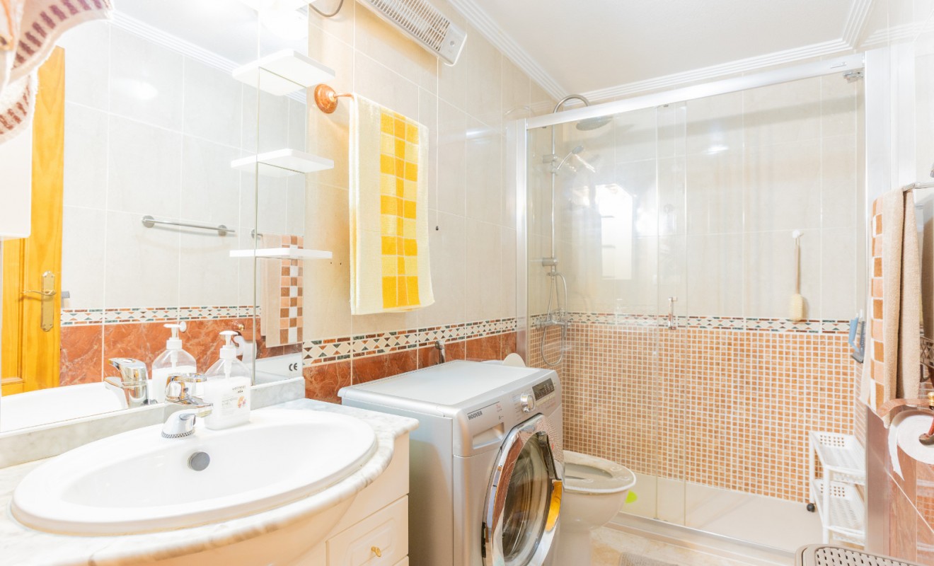 Revente - Apartment - Top Floor Apartment - Torrevieja - torrevieja