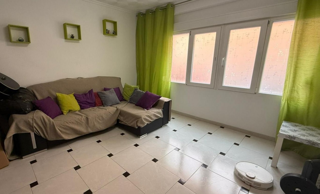 Wederverkoop - Apartment / flat - Denia - Center