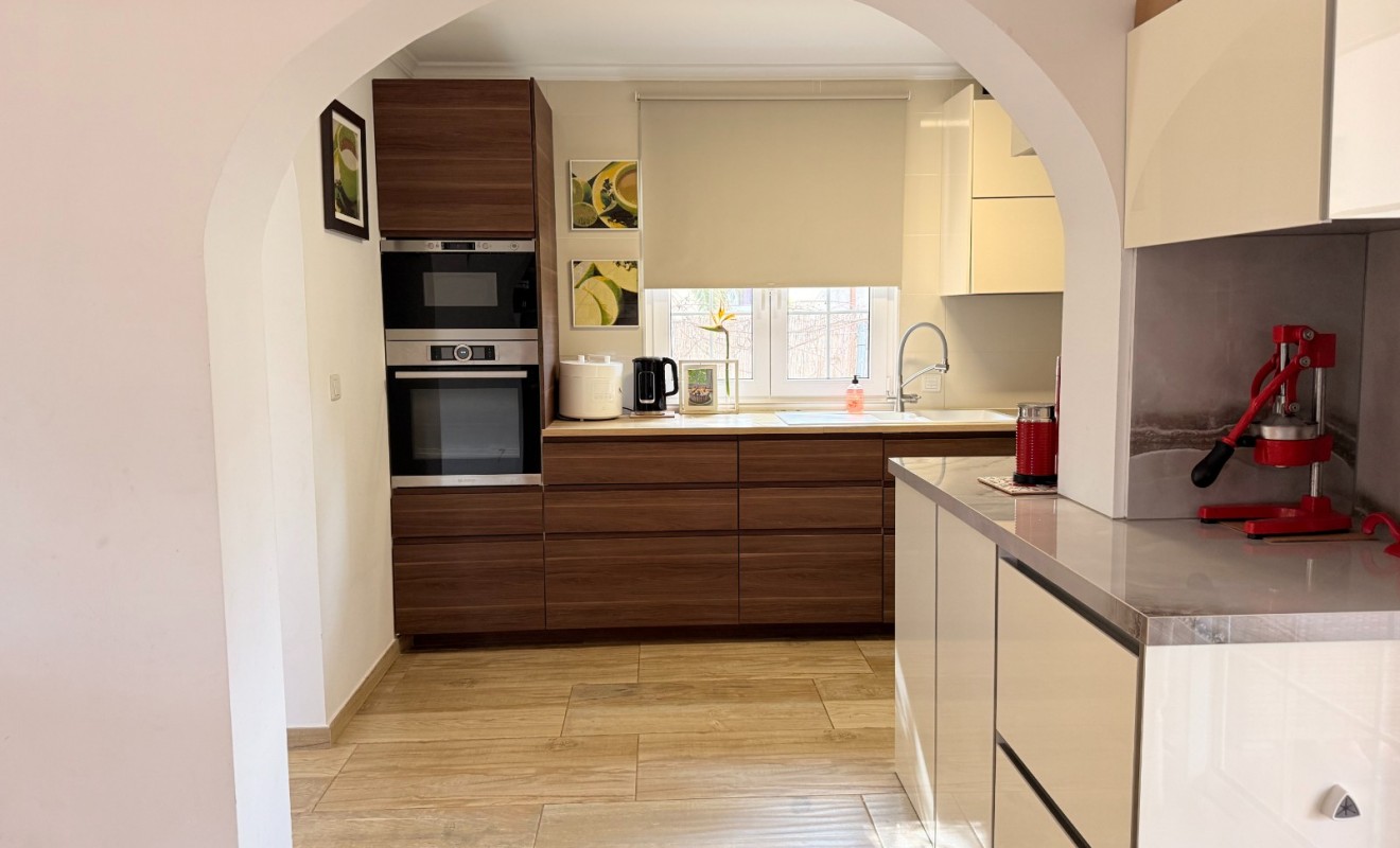 Wederverkoop - Chalet independiente - Denia - Les Marines - Las Marinas