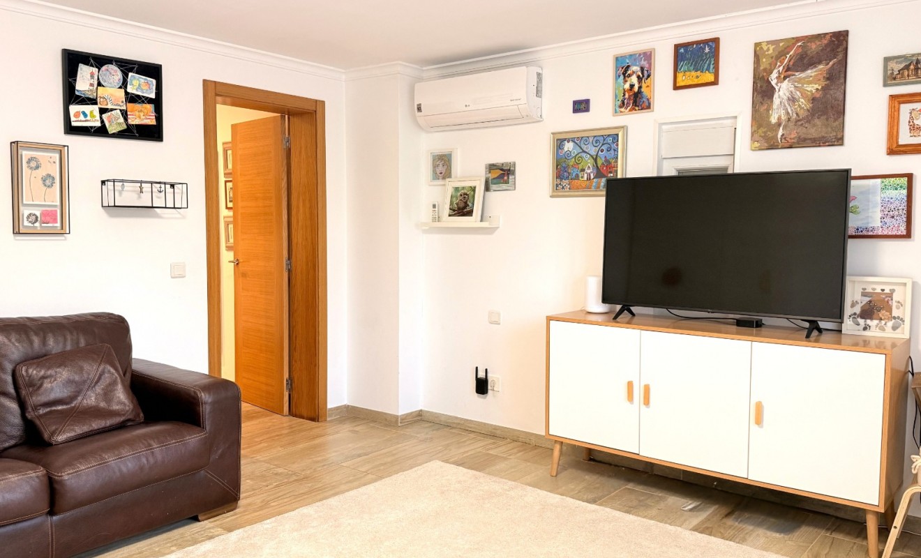 Wederverkoop - Chalet independiente - Denia - Les Marines - Las Marinas