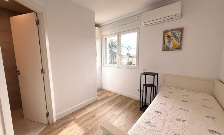 Wederverkoop - Chalet independiente - Denia - Les Marines - Las Marinas