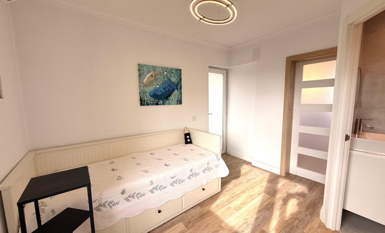 Wederverkoop - Chalet independiente - Denia - Les Marines - Las Marinas