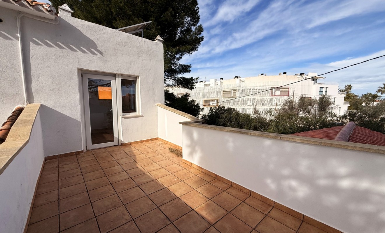 Wederverkoop - Chalet independiente - Denia - Les Marines - Las Marinas