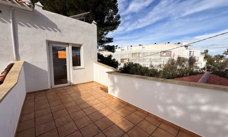 Wederverkoop - Chalet independiente - Denia - Les Marines - Las Marinas