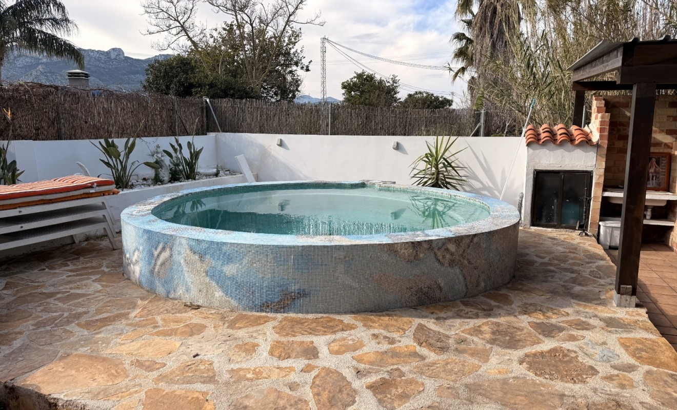 Wederverkoop - Chalet independiente - Denia - Les Marines - Las Marinas