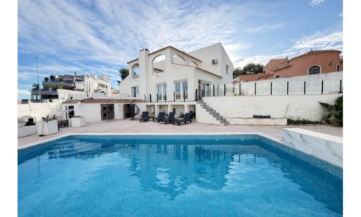 Wederverkoop - Villa - Villamartín