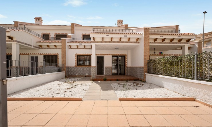 Sale - Town House - San Miguel de Salinas