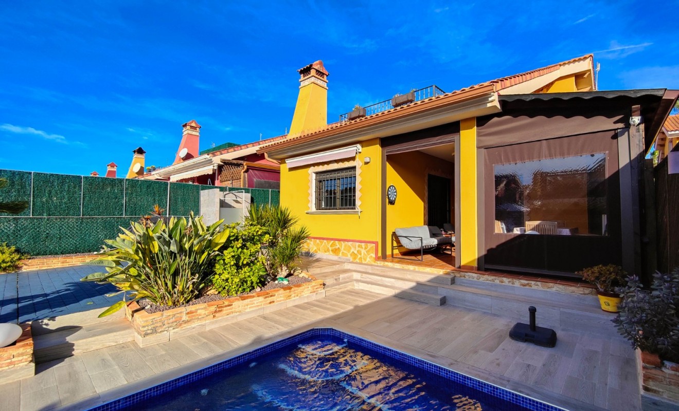 Wederverkoop - Villa - Guardamar del Segura - EL RASO