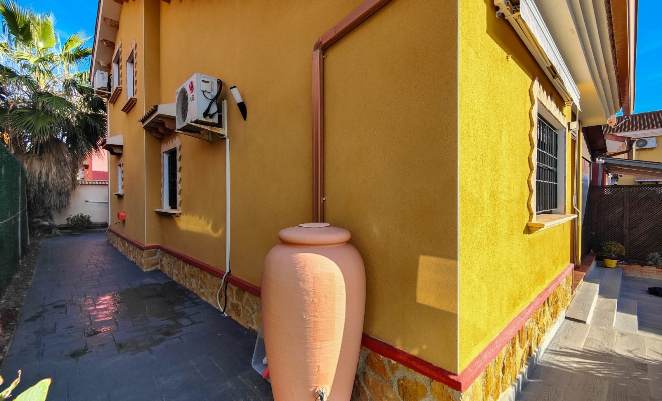 Wederverkoop - Villa - Guardamar del Segura - EL RASO