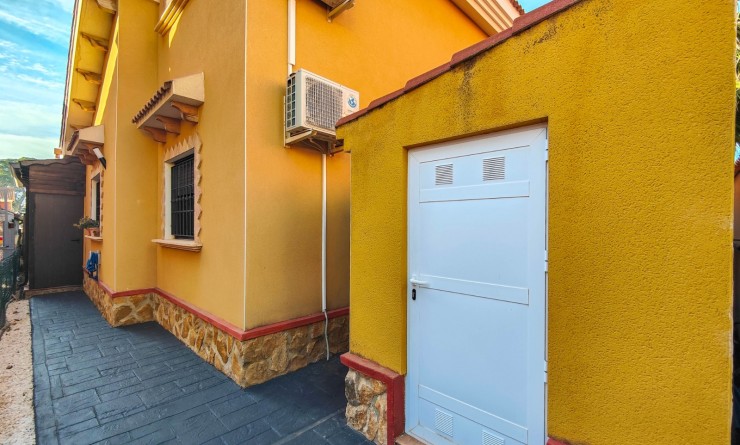 Wederverkoop - Villa - Guardamar del Segura - EL RASO