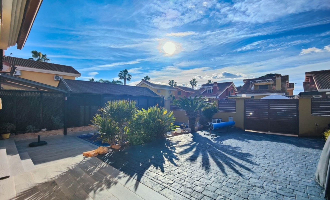 Wederverkoop - Villa - Guardamar del Segura - EL RASO