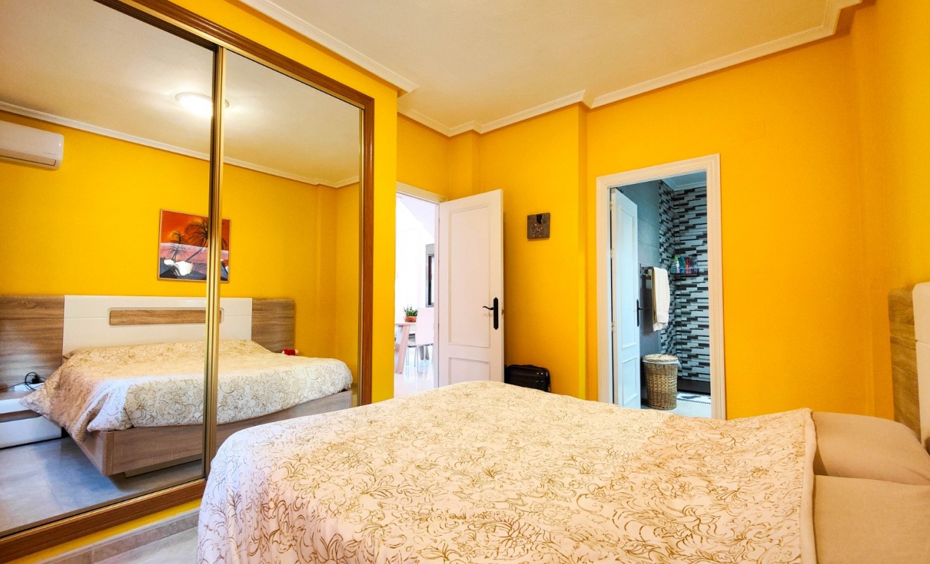 Wederverkoop - Villa - Guardamar del Segura - EL RASO