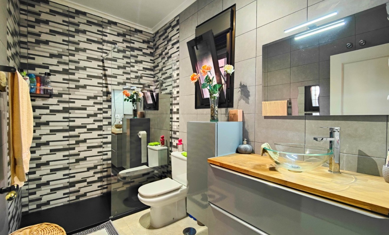 Wederverkoop - Villa - Guardamar del Segura - EL RASO