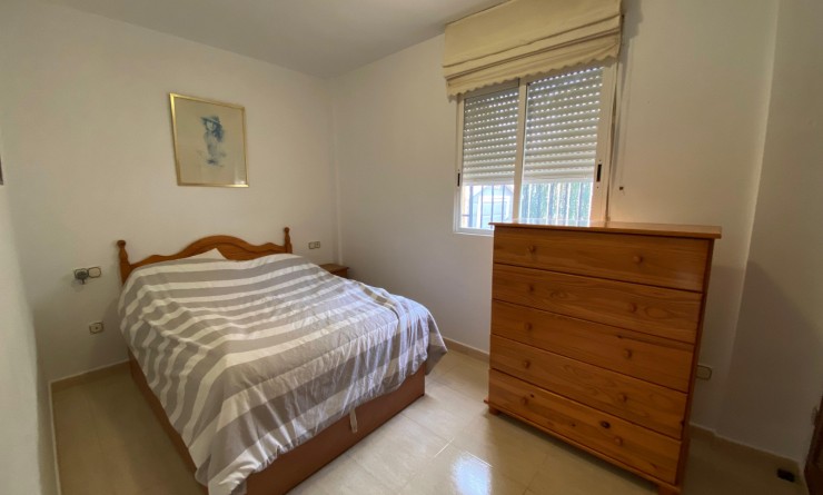 Wederverkoop - Chalet independiente - Polop - Alberca