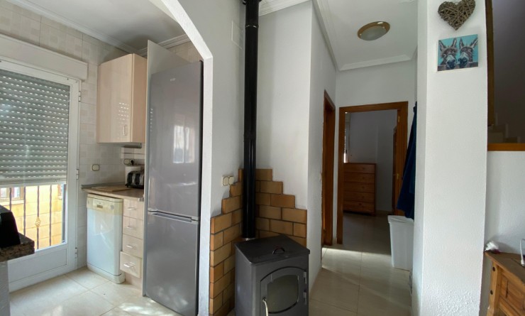 Wederverkoop - Chalet independiente - Polop - Alberca